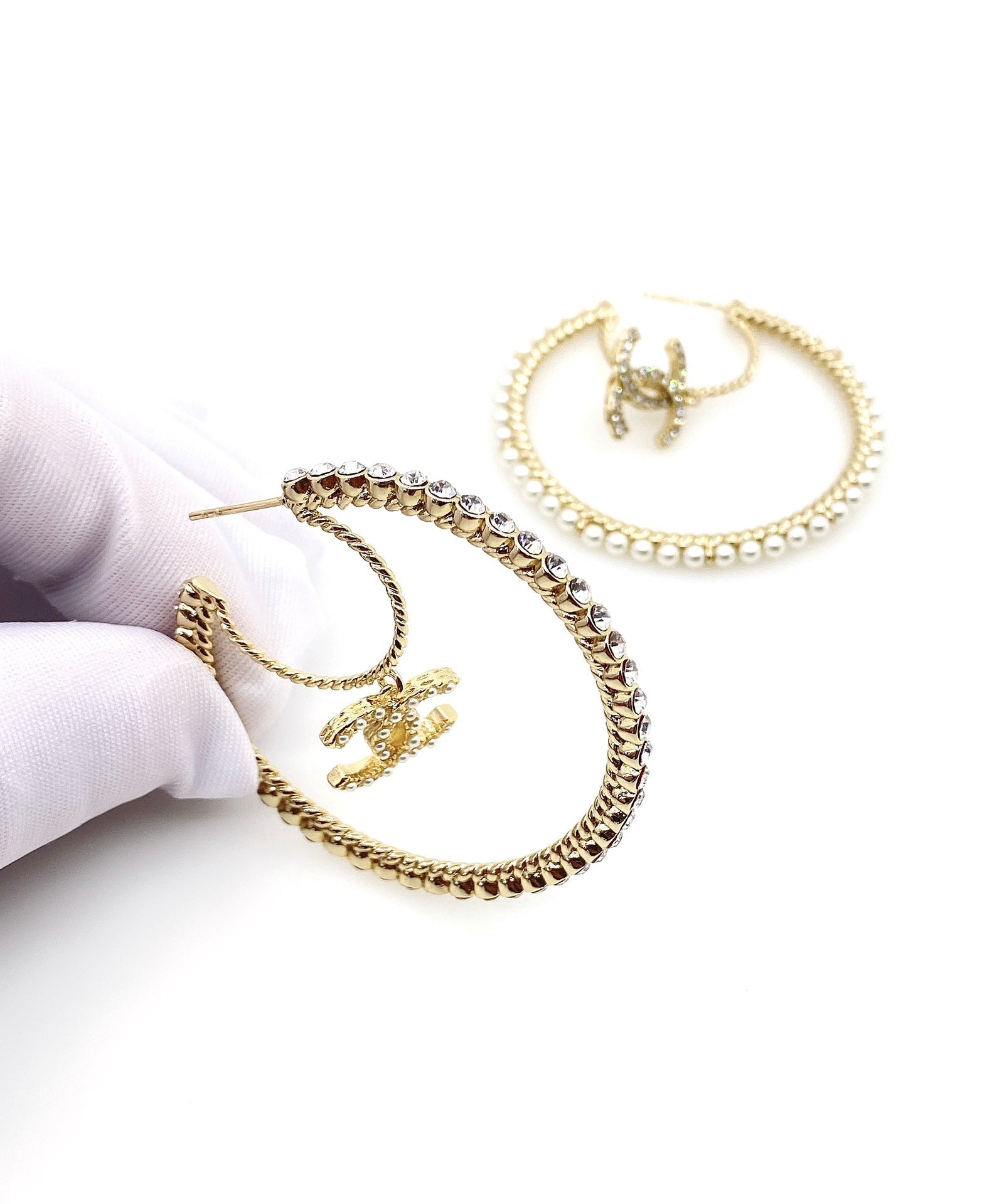 18K  Chanel Circle Earrings