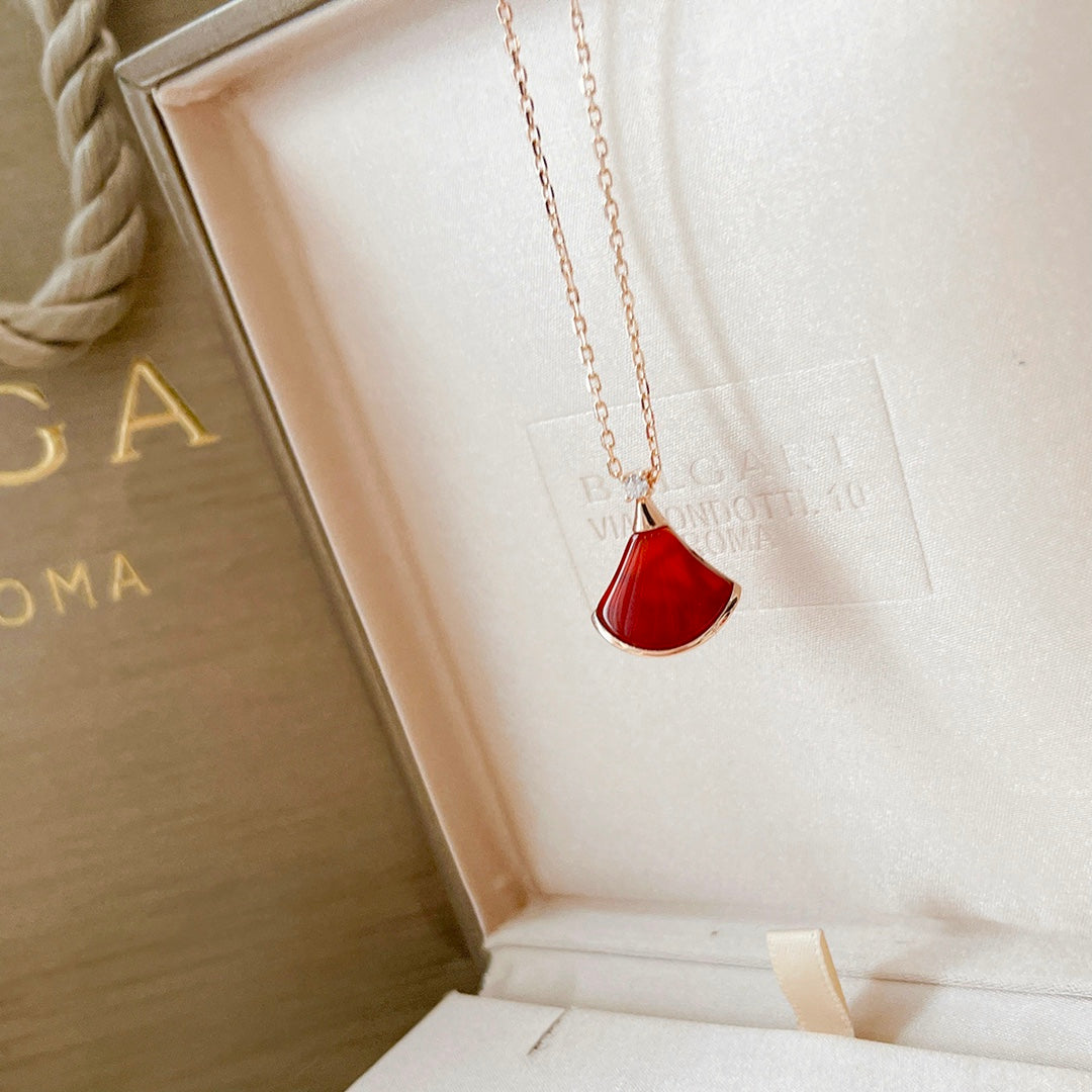18K BVLGARI BVLGARI Dream Carnelian Necklace